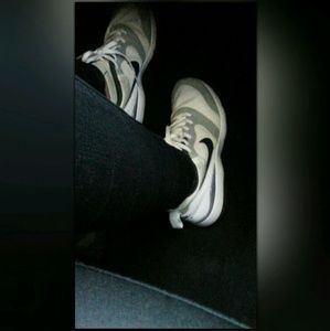 Meet your Posher, Aileen